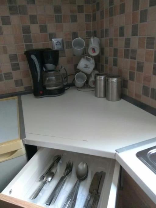 Nice& Cozy Flat 1Min From The Heart Of Athens.Wifi Exterior photo