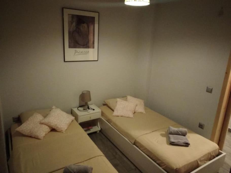 Nice& Cozy Flat 1Min From The Heart Of Athens.Wifi Exterior photo